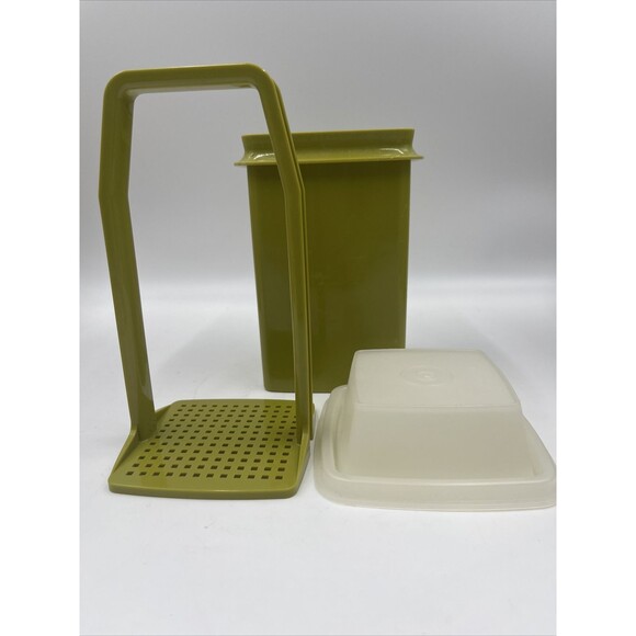 Vintage Tupperware Pickle Keeper Pic-A-Deli Avocado Green 1330 Excellent Cond! - Picture 1 of 8
